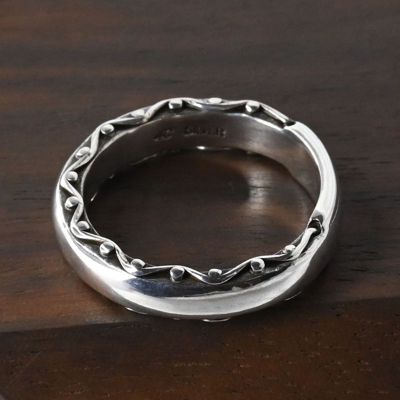 【新品仕上げ】美品 4℃ ヨンドシー リング 指輪 シルバー925 9号