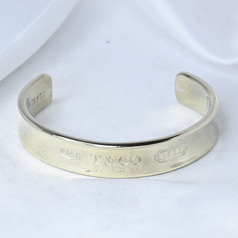 【研磨済】TIFFANY&Co. ナロー バングル シルバー ティファニー 指輪