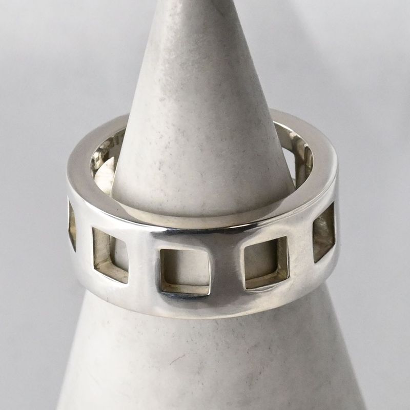 【おまとめ専用ページ】【研磨済】 GUCCI シルバー リング 8号 Ag925 グッチ 指輪