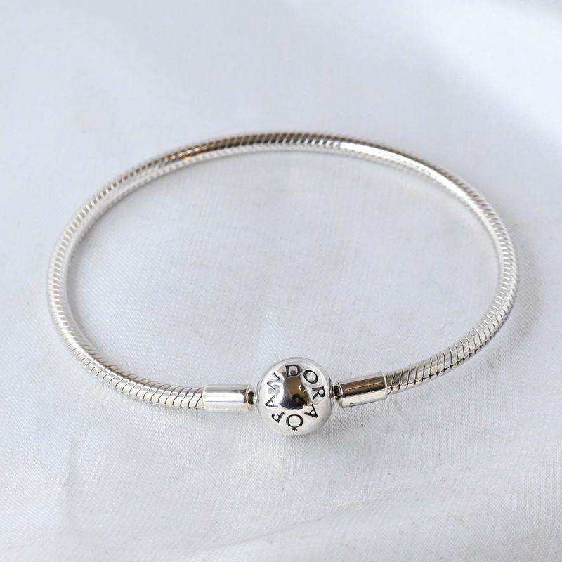 【新品仕上げ】 PANDORA Moments Snake Chain Bracelet 18cm ブレスレット 美品 パンドラ シルバー925