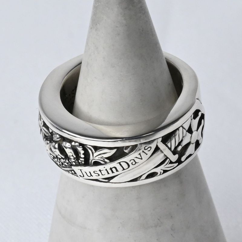 【研磨済】 JUSTIN DAVIS JUSTIN DAVIS HOLY SACRAMENT リング 8号 ジャスティンデイビス SRJ202 指輪