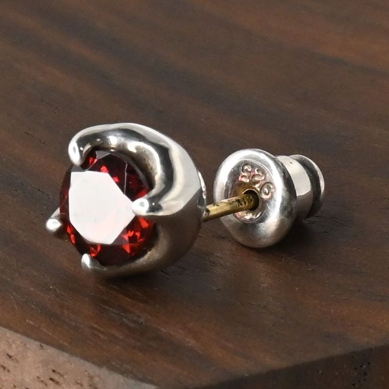 【研磨済】Bloody Mary Nut ピアス 木の実 ガーネット ブラッディマリー ナット シルバー925