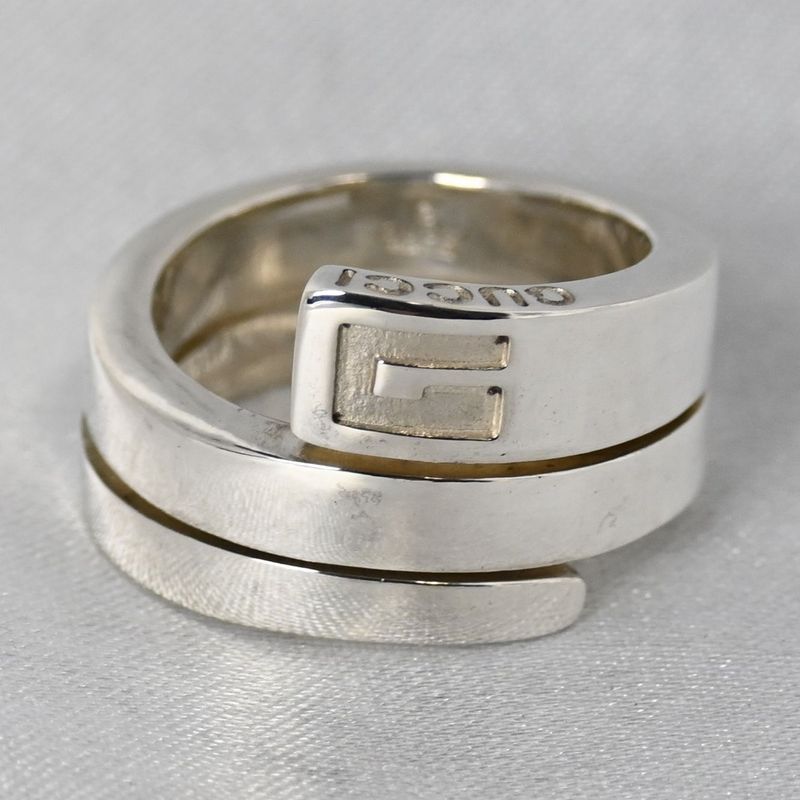 【新品仕上げ】美品 GUCCI スネーク リング 指輪 SV925 Ag925 グッチ 11号