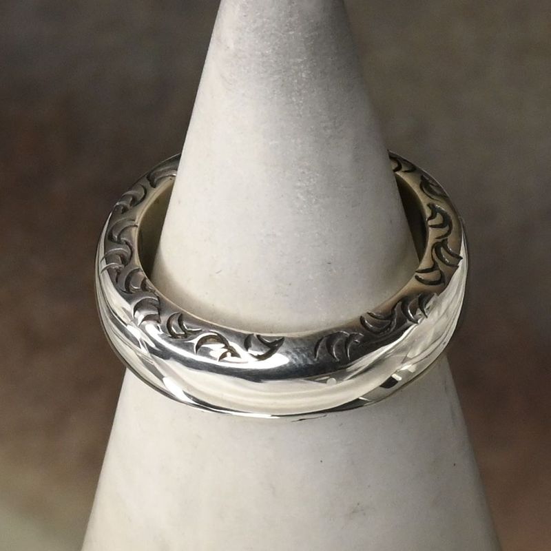 【研磨済】 ARIZONA FREEDOM silver925 リング 8号 R-19 太陽神 唐草 シルバー アリゾナフリーダム ピンキー