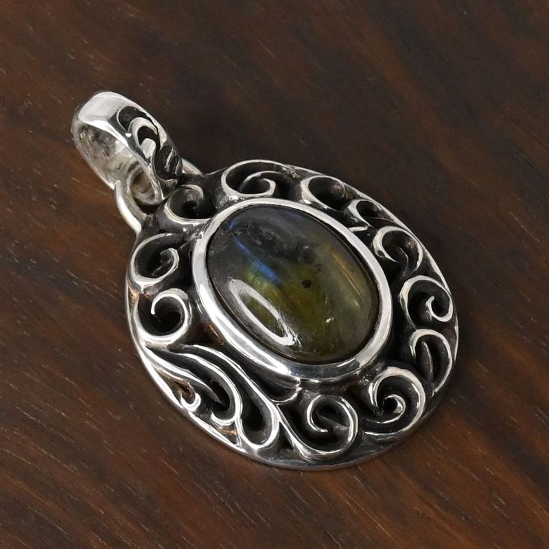 【研磨済】SAAD ペンダントトップ 太陽神 唐草 シルバー925  ネックレスチャーム