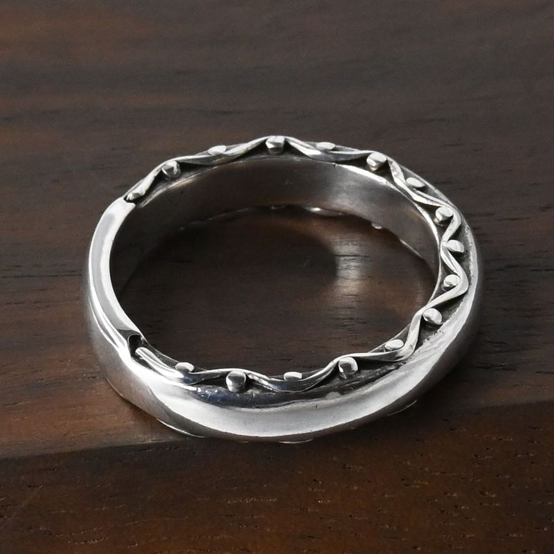 【新品仕上げ】美品 4℃ ヨンドシー リング 指輪 シルバー925 9号