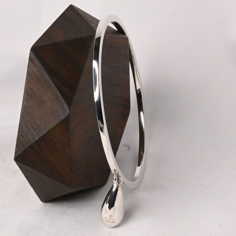 【研磨済】GUCCI シルバー ティアドロップ バングル Ag925 グッチ