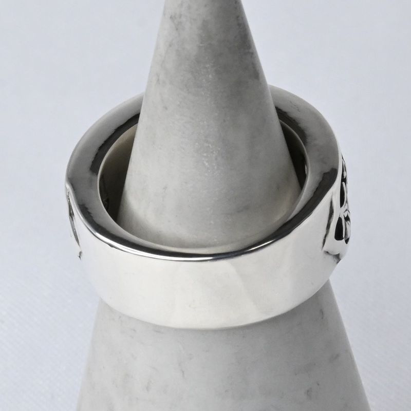 【研磨済】 JUSTIN DAVIS JUSTIN DAVIS HOLY SACRAMENT リング 8号 ジャスティンデイビス SRJ202 指輪