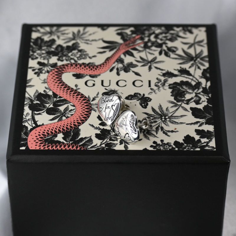 GUCCI BLIND FOR LOVE ハート ピアス silver925 Ag925