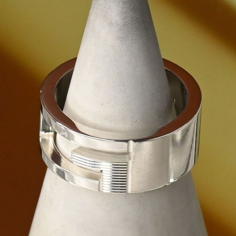 【研磨済】GUCCI ブランデッド カットアウトG リング 10号 グッチ ピンキーリング 指輪 美品