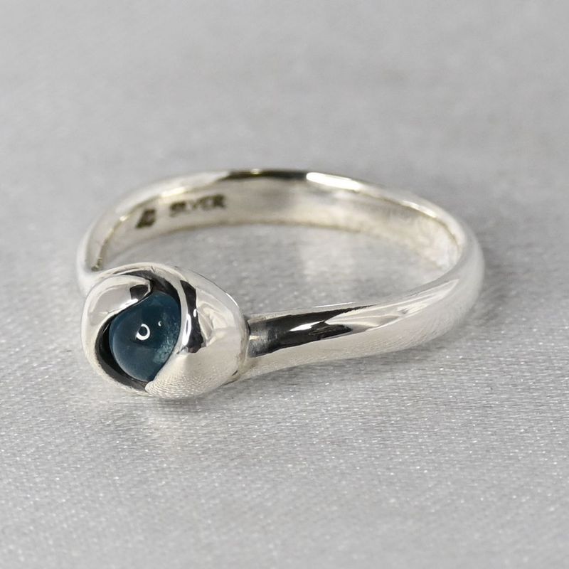 【新品仕上げ】美品 4℃ ヨンドシー リング 指輪 シルバー925 8号