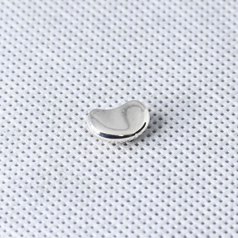 美品 Tiffany & Co.  トップのみ ミニ ビーン デザイン ペンダント スターリングシルバー 11mmx7.5mm Ag925 ティファニー