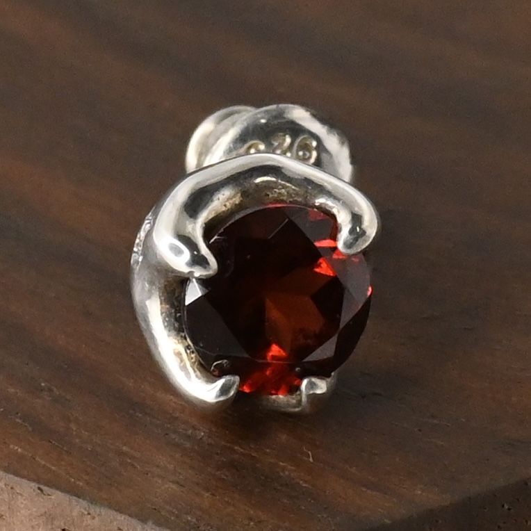 【研磨済】Bloody Mary Nut ピアス 木の実 ガーネット ブラッディマリー ナット シルバー925