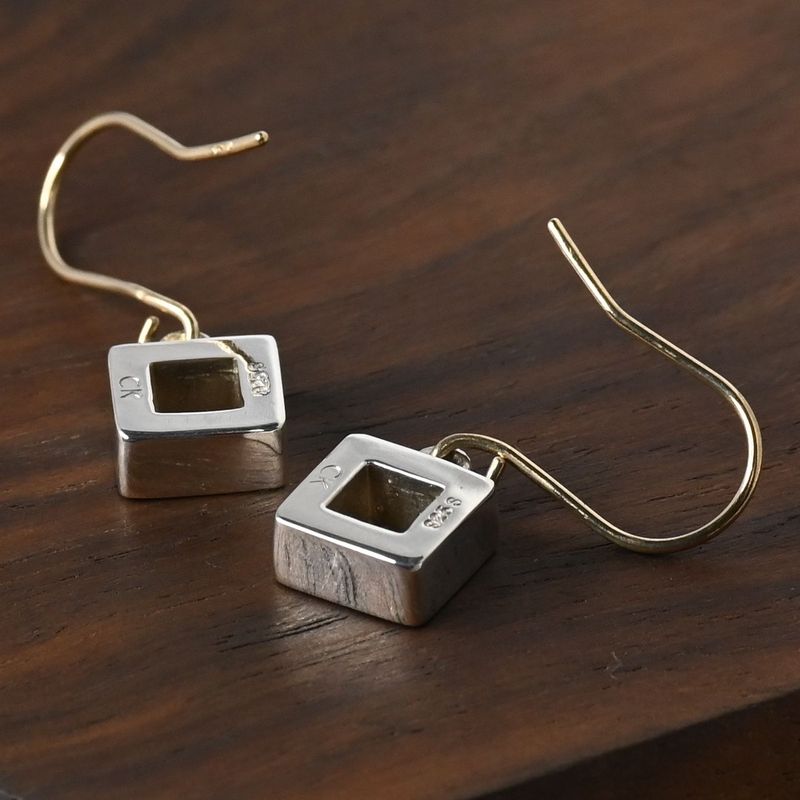 【新品仕上げ】Calvin Klein スクエア ピアス 両耳用 ペア silver925 カルバン・クライン