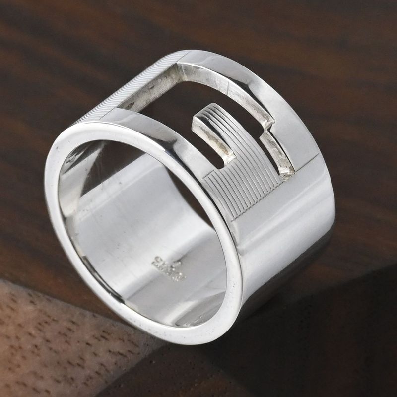 【研磨済】美品 GUCCI ブランデッド カットアウトG ワイド リング 11号 グッチ Ag925