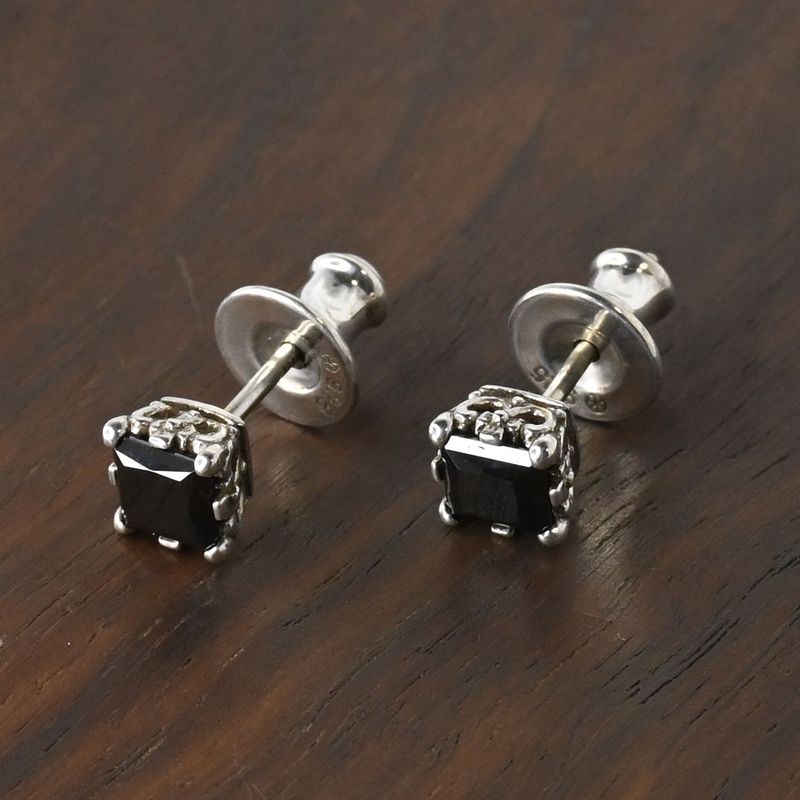 【研磨済】 JUSTIN DAVIS MONTECARLO ピアス ブラック ストーン ペア SEJ047 クラウン シルバー925 ジャスティンデイビス